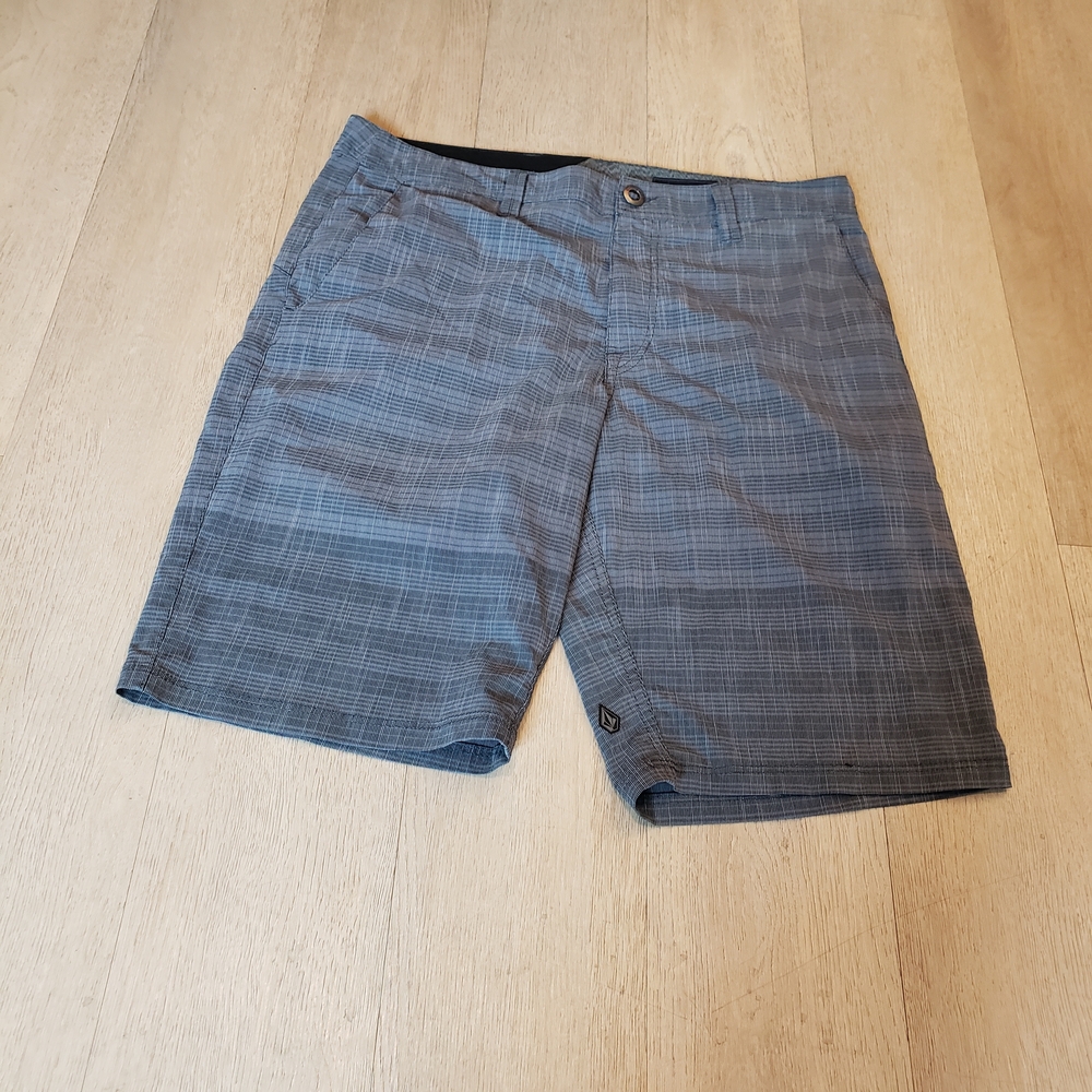 Volcom Men's Gray Checkered Board Shorts